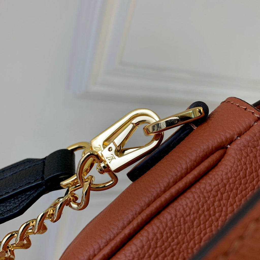 Louis Vuitton M59491 Lockme Tender Handbag Brown - 19 x 13 x 8 cm / Brown - View 7