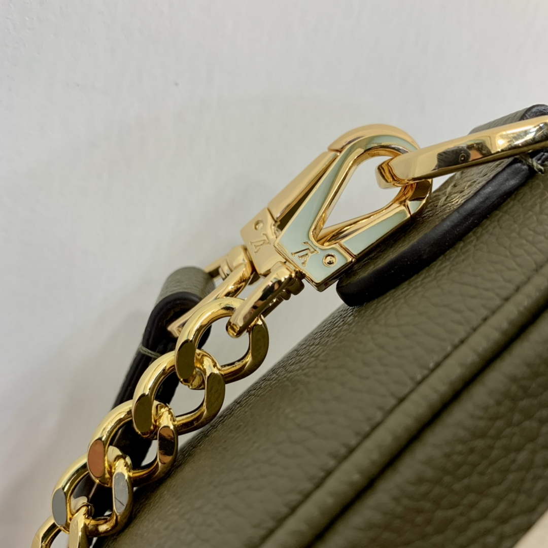 Louis Vuitton M59731 Lockme Tender Handbag Green - 19 x 13 x 8 cm / Light Khaki Green - View 7