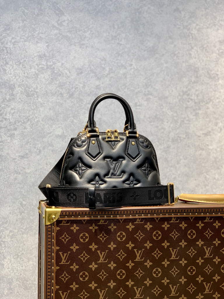 Louis Vuitton M59793 Alma BB Bubblegram Leather Black