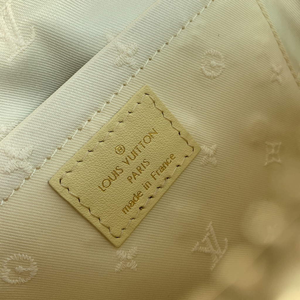 Louis Vuitton M59821 Alma BB Bubblegram Leather Banana Yellow