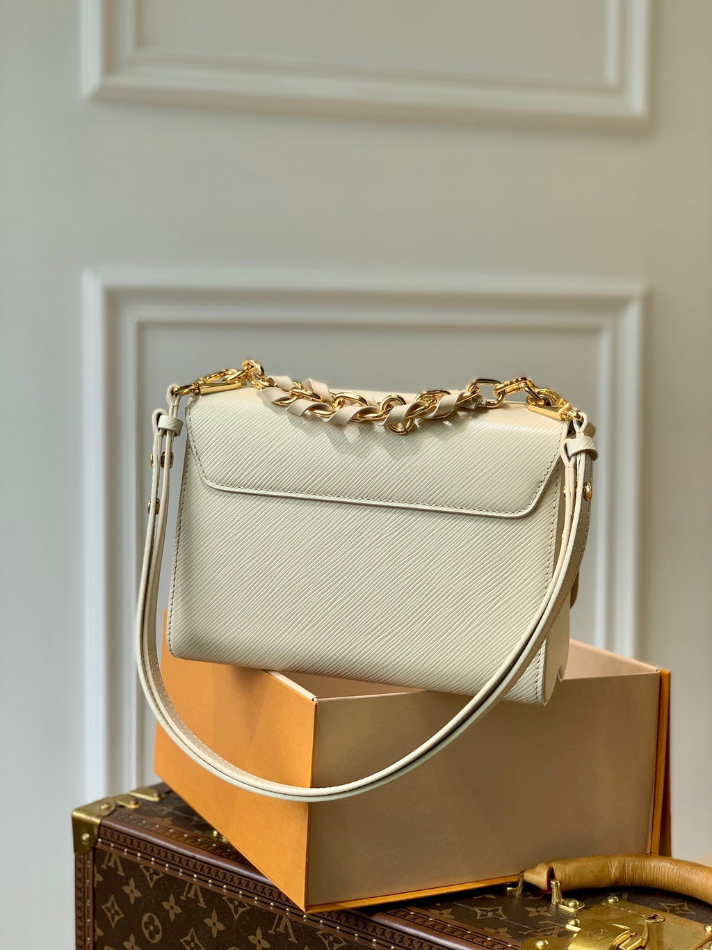 Louis Vuitton M59852 Twist PM Bag Epi Leather Quartz White - Default Title - View 2