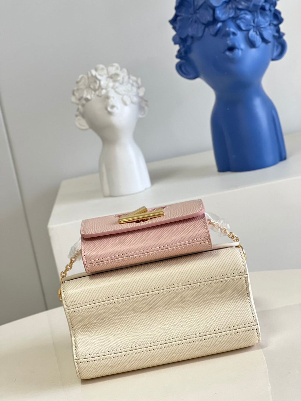 Louis Vuitton M59886 Twist PM Bag Epi Leather Beige Pink - Default Title - View 5