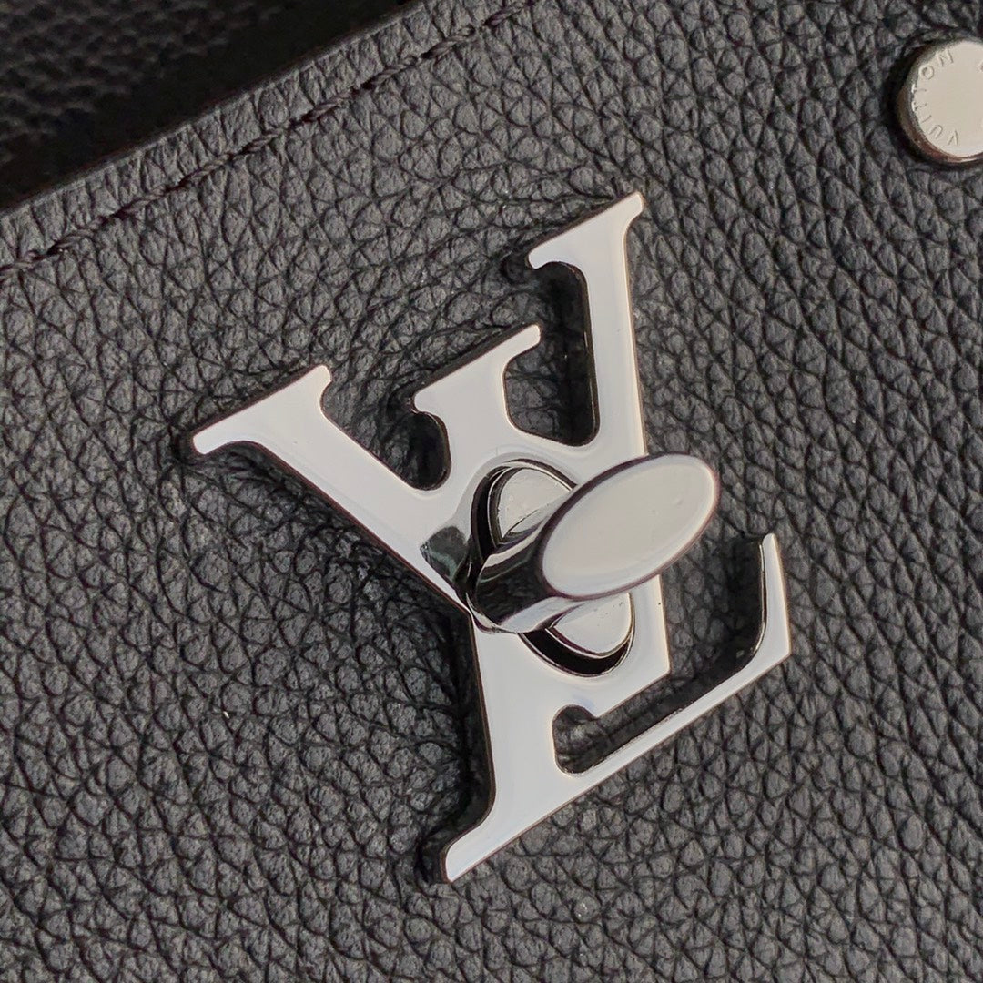 Louis Vuitton M68709 Nano Lockme Bucket Black - 13.5 x 16 x 10 cm / Black - View 7