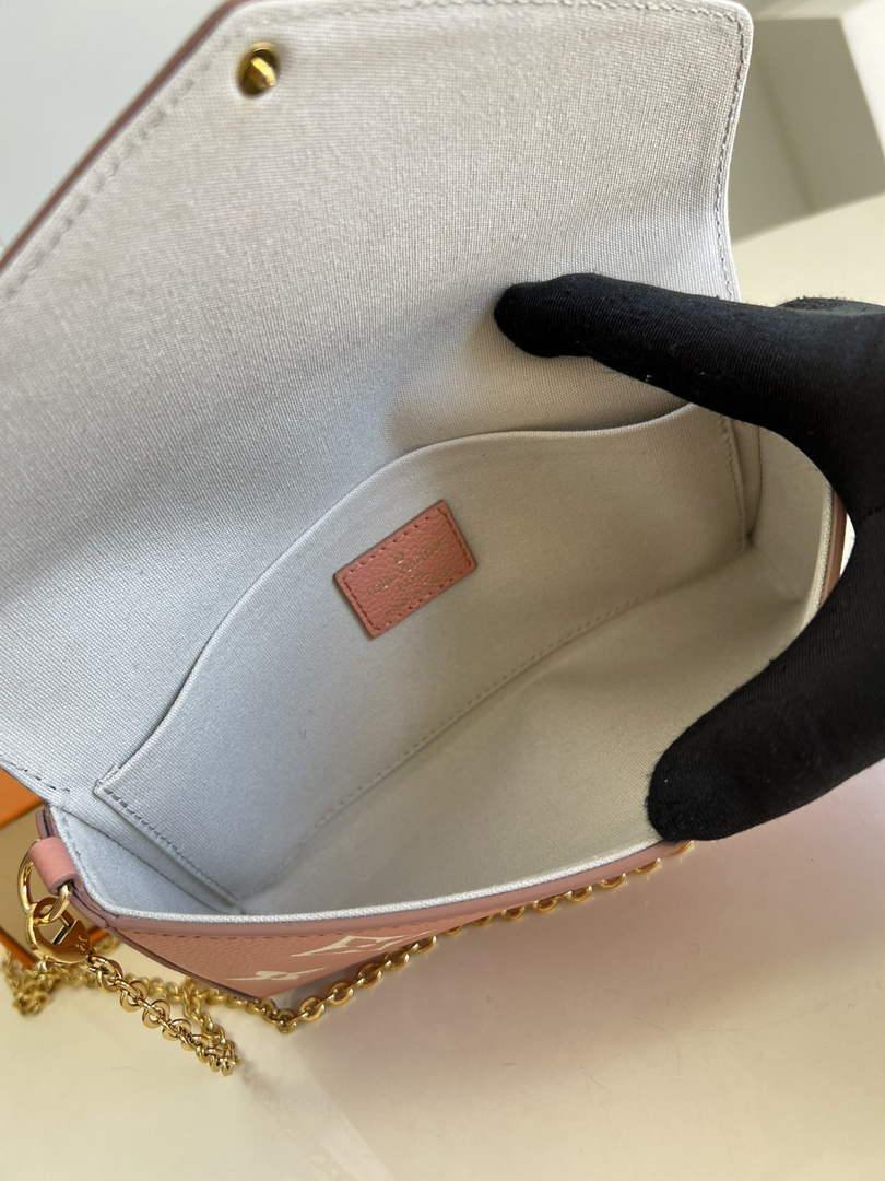 Louis Vuitton M80482 Félicie Pochette Leather Pink - 21 x 12 x 3 cm / Pink - View 8