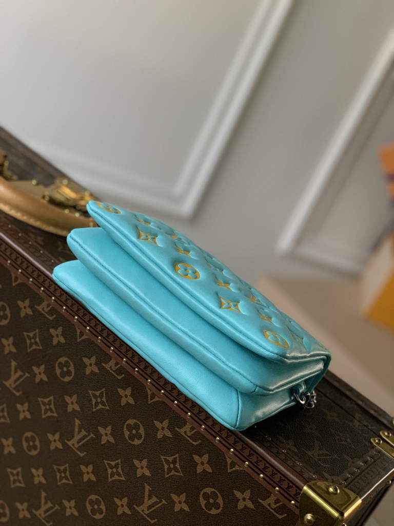 Louis Vuitton M80744 Pochette Coussin Handbag Calfskin M80742 Blue