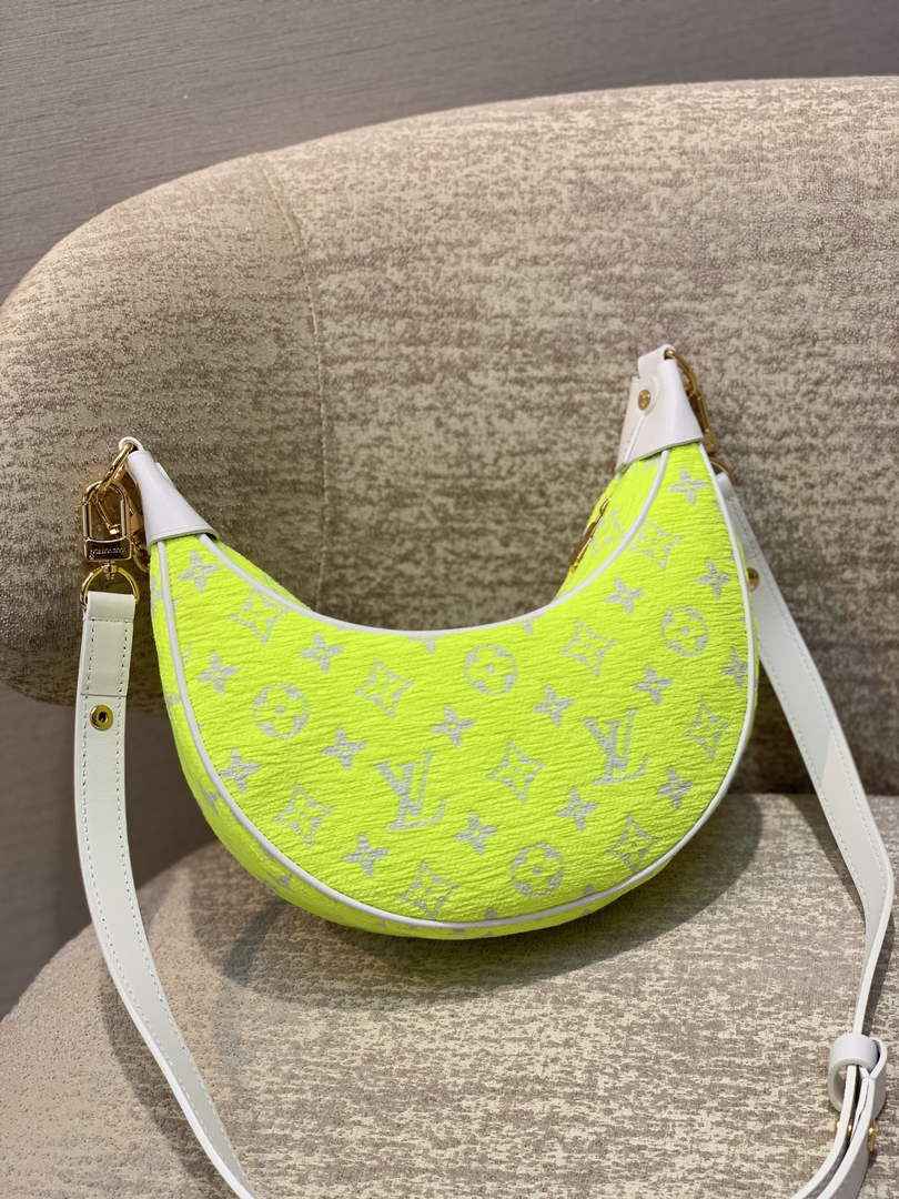 Louis Vuitton M81484 Loop Yellow