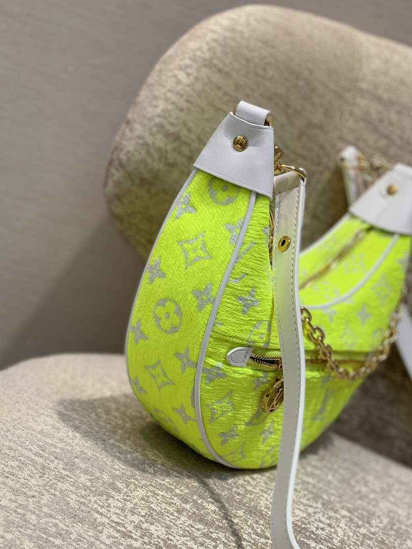 Louis Vuitton M81484 Loop Yellow