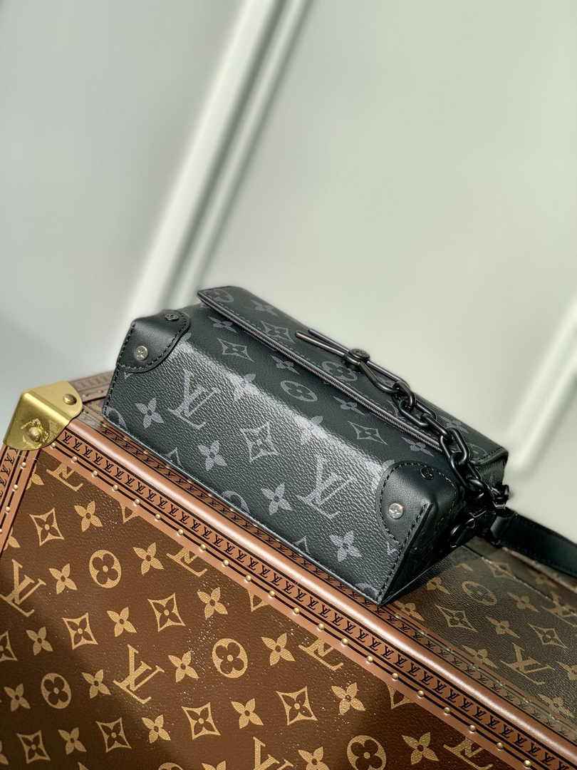 Louis Vuitton M81783 Steamer Wearable Wallet Monogram canvas