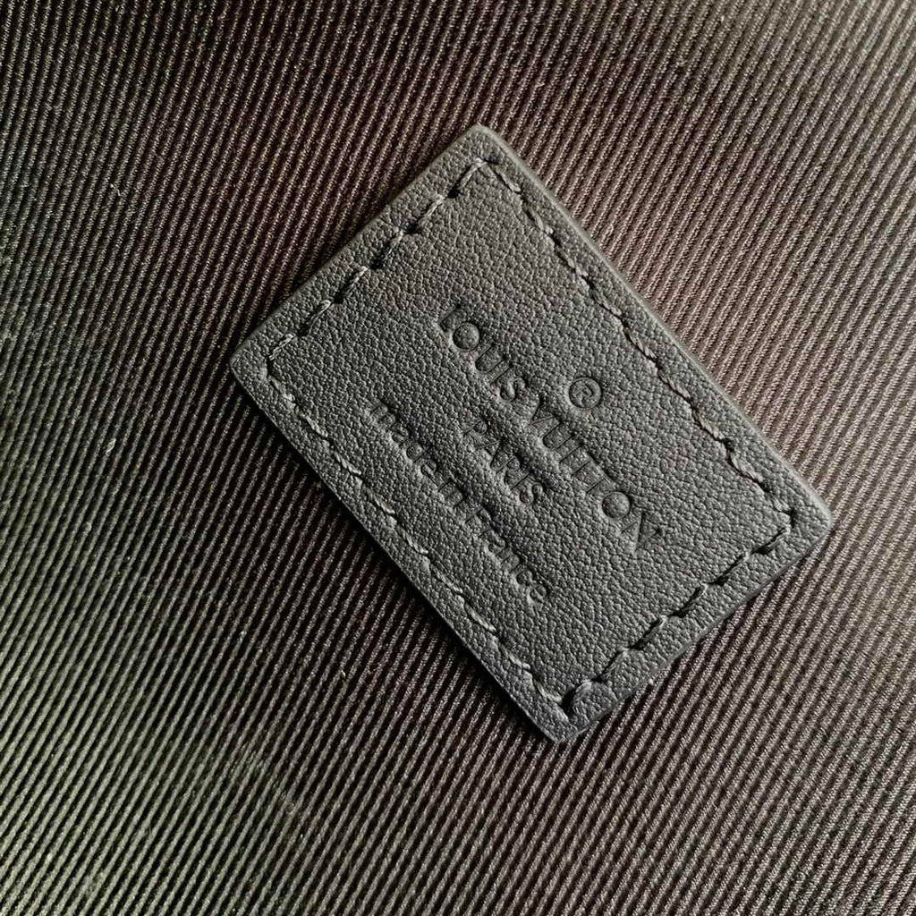 Louis Vuitton M81783 Steamer Wearable Wallet Monogram canvas