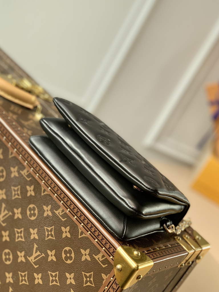 Louis Vuitton M82116 Pochette Coussin Handbag Calfskin Leather Black - Default Title - View 4