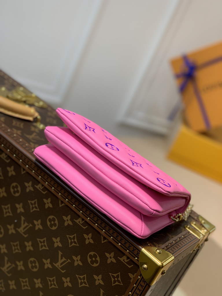 Louis Vuitton M80745 Pochette Coussin Handbag Calfskin M80742 Pink - Default Title - View 4