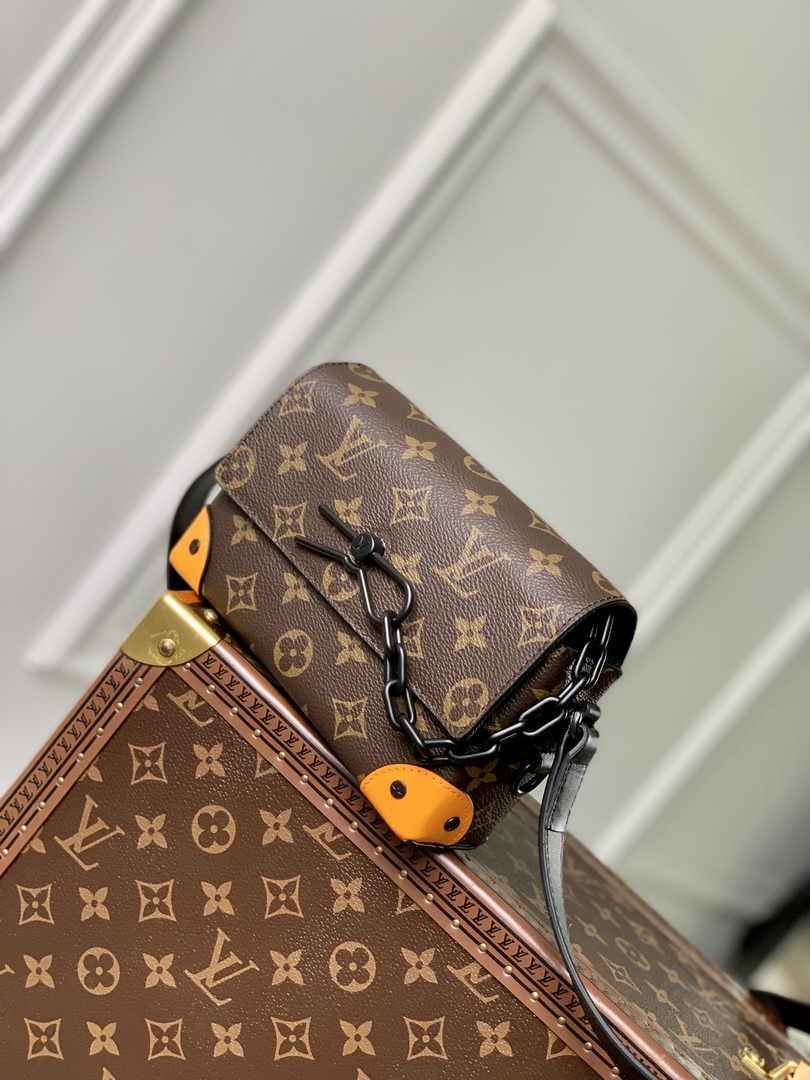 Louis Vuitton M82534 Steamer Wearable Wallet Monogram Canvas