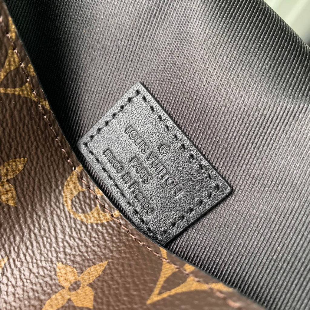 Louis Vuitton M82534 Steamer Wearable Wallet Monogram Canvas