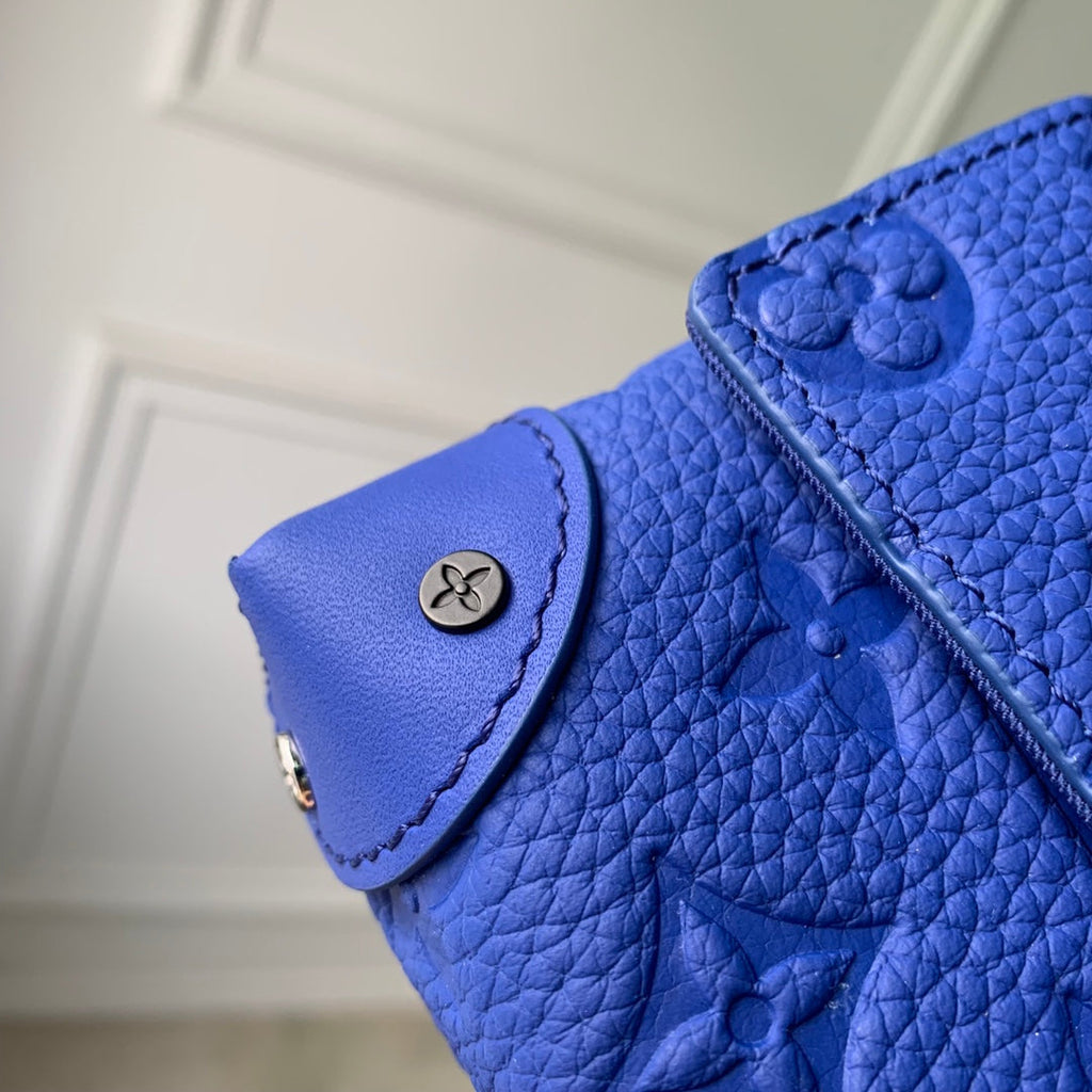 Louis Vuitton M82571 Steamer Wearable Wallet Blue Leather