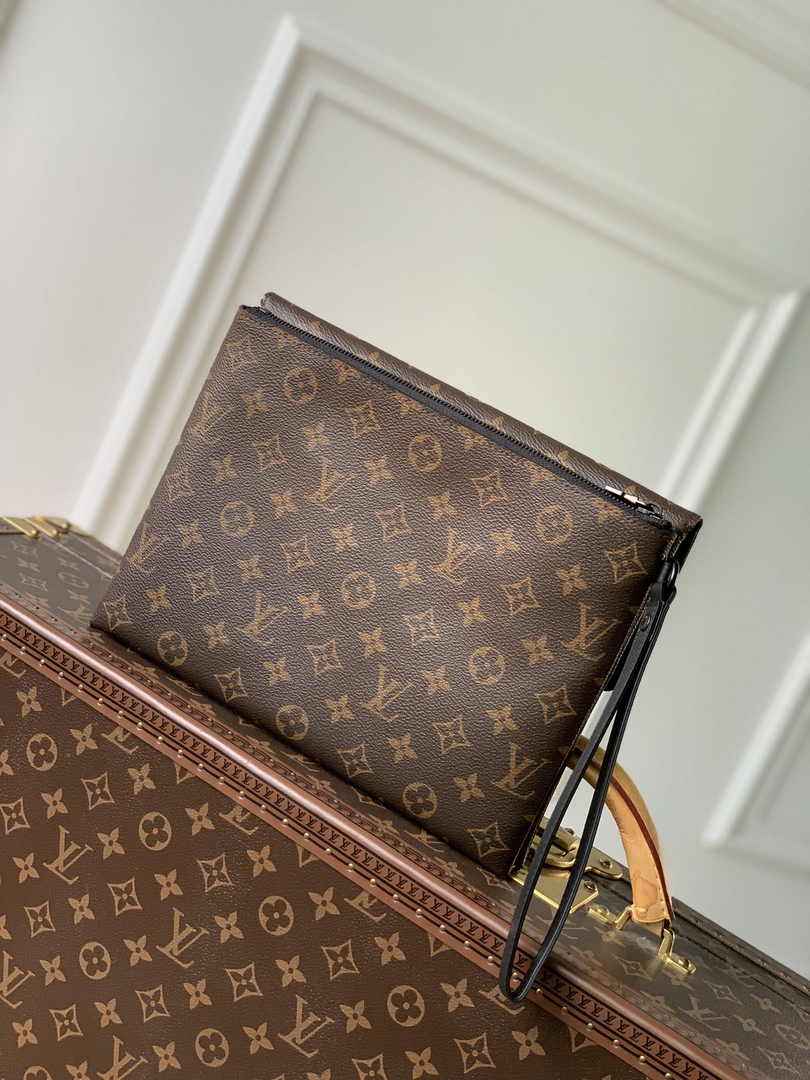 Louis Vuitton M82598 Pochette S-Lock Monogram Canvas