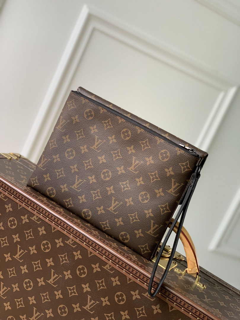 Louis Vuitton M82598 Pochette S-Lock Monogram Canvas - Default Title - View 2