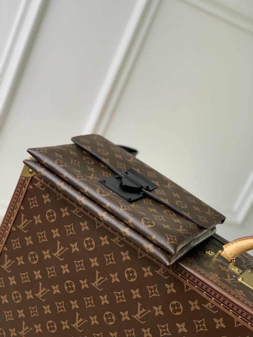 Louis Vuitton M82598 Pochette S-Lock Monogram Canvas - Default Title - View 3