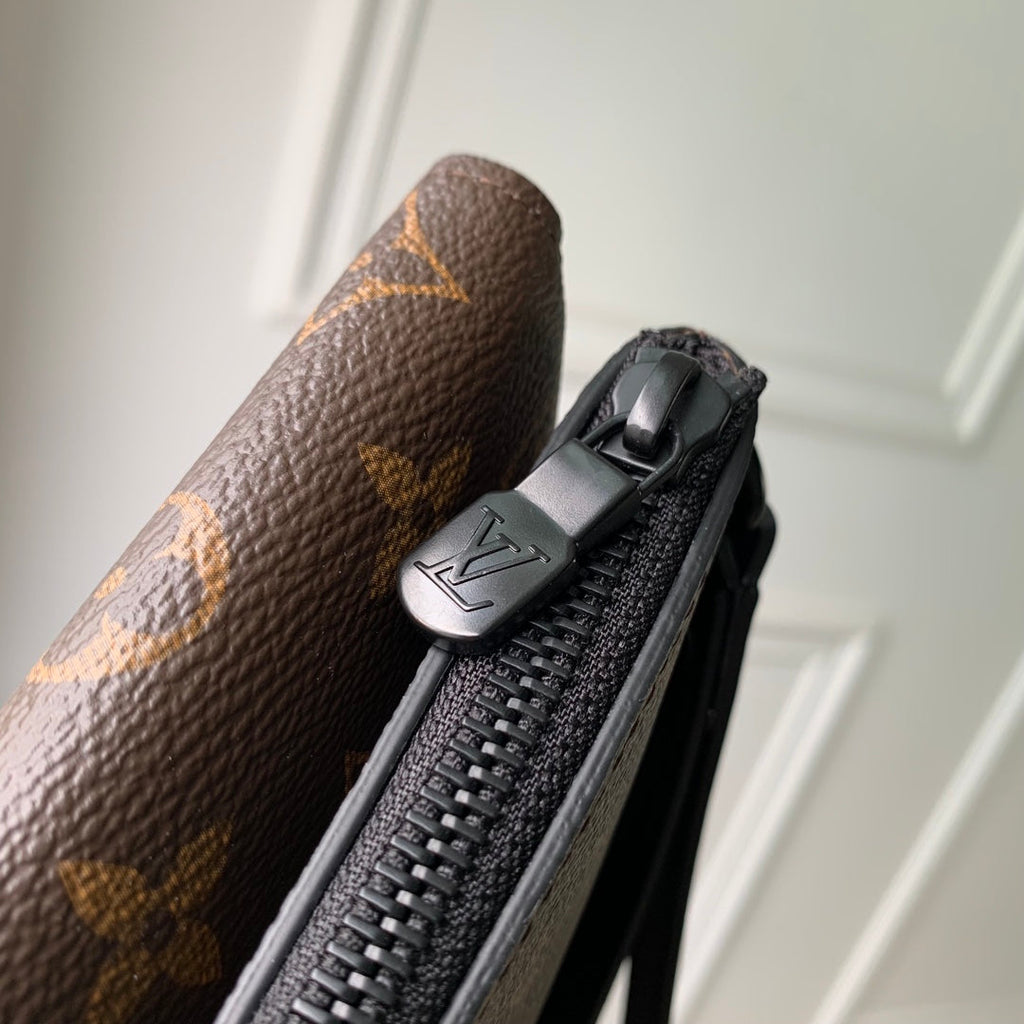 Louis Vuitton M82598 Pochette S-Lock Monogram Canvas - Default Title - View 7