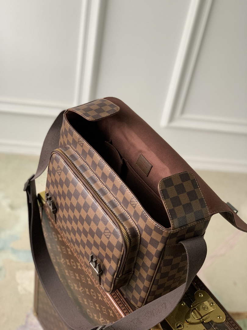 Louis Vuitton Messenger Bag N51125 - Default Title - View 3