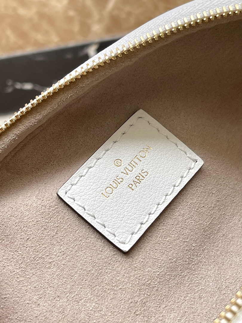 Louis Vuitton Mini Bumbag M11300 White