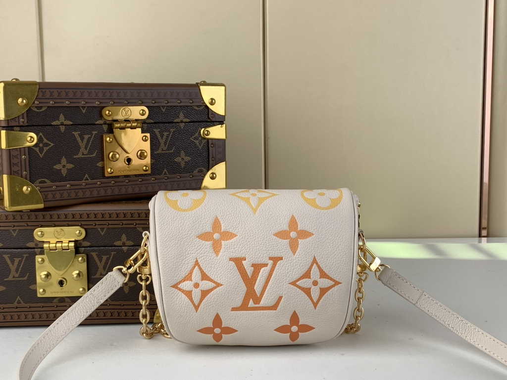 Louis Vuitton Mini Bumbag M82208 Gradient Neutral Monogram leather