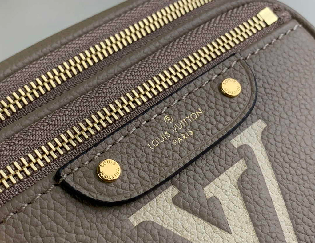 Louis Vuitton Mini Bumbag M82347 Gradient Gray leather
