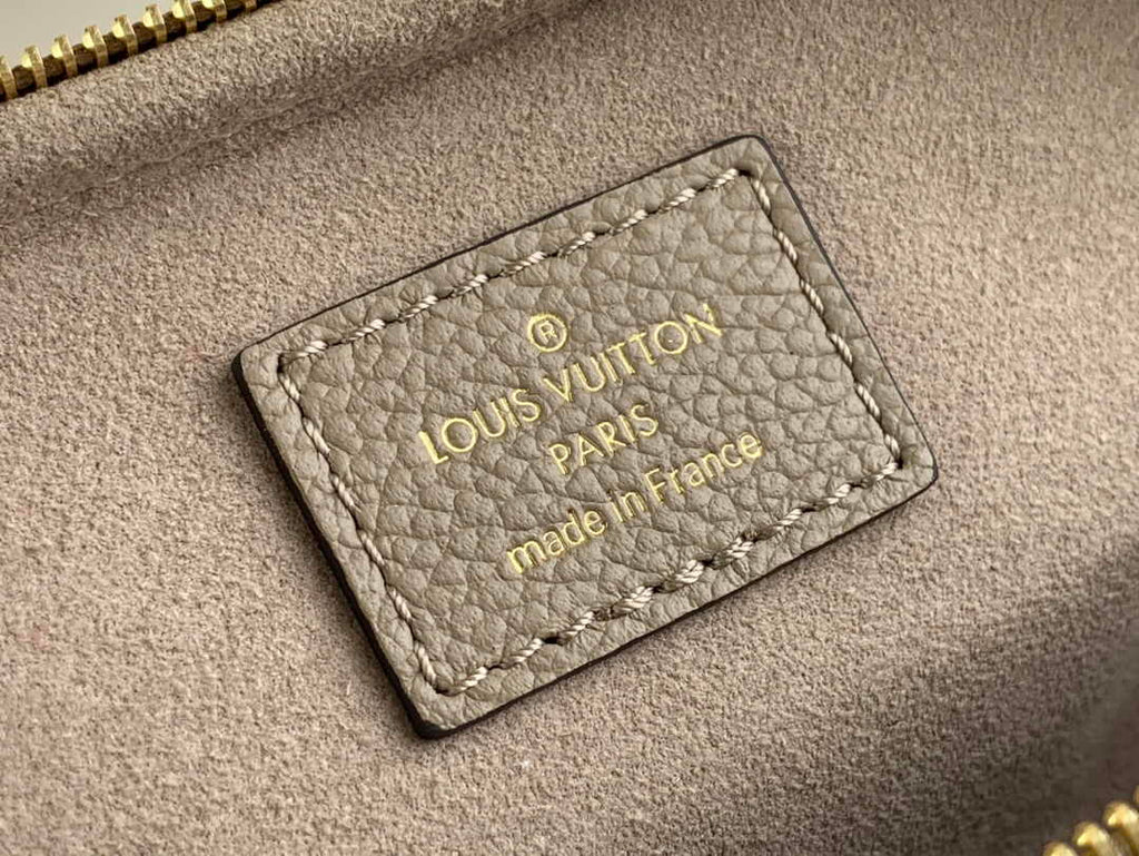 Louis Vuitton Mini Bumbag M82347 Gradient Gray leather