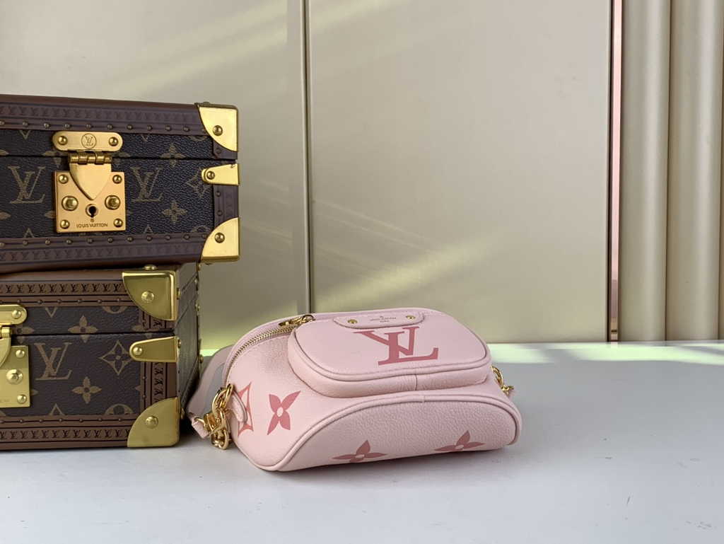 Louis Vuitton Mini Bumbag M82347 Gradient Pink Monogram leather