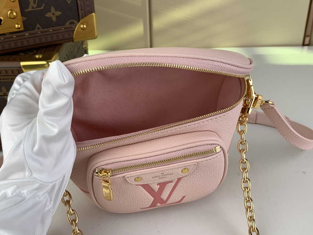 Louis Vuitton Mini Bumbag M82347 Gradient Pink Monogram leather