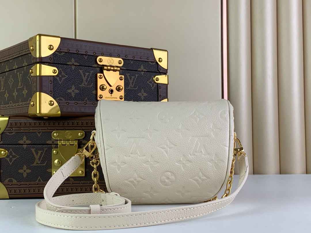 Louis Vuitton Mini Bumbag M83275 Gradient Beige leather