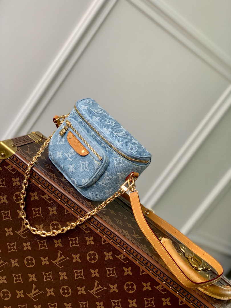 Louis Vuitton Mini Bumbag M83353