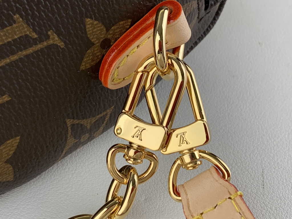 Louis Vuitton Mini Bumbag Monogram M82335