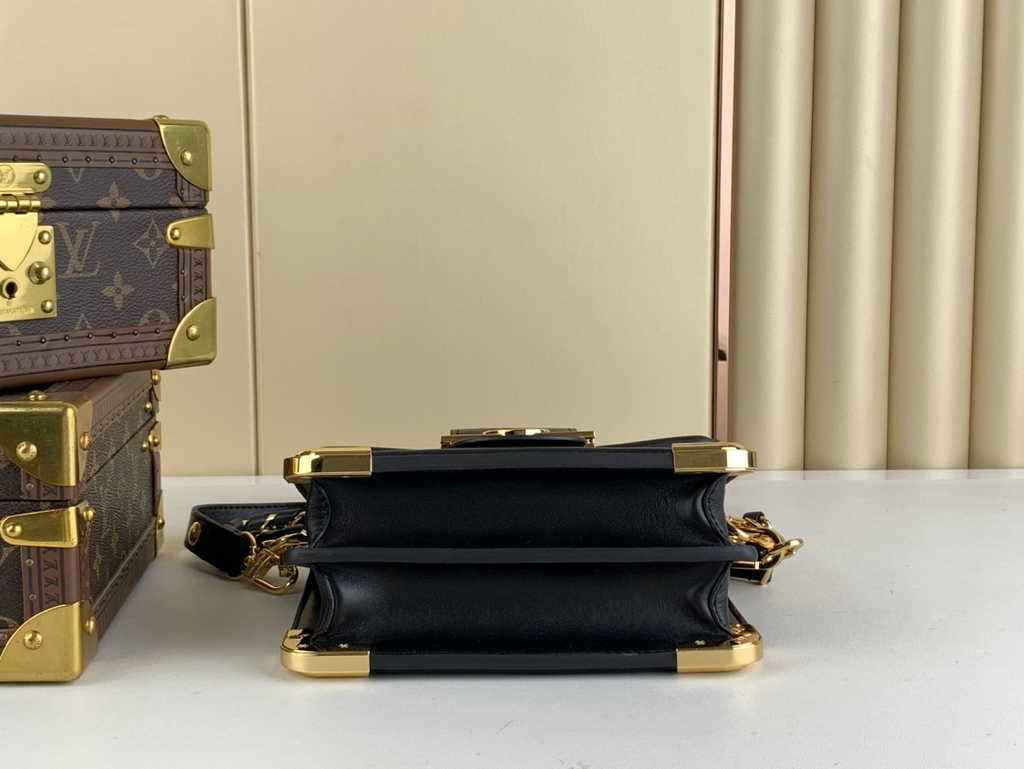 Louis Vuitton Mini Dauphine Shoulder Bag M22597 Black - Default Title - View 4