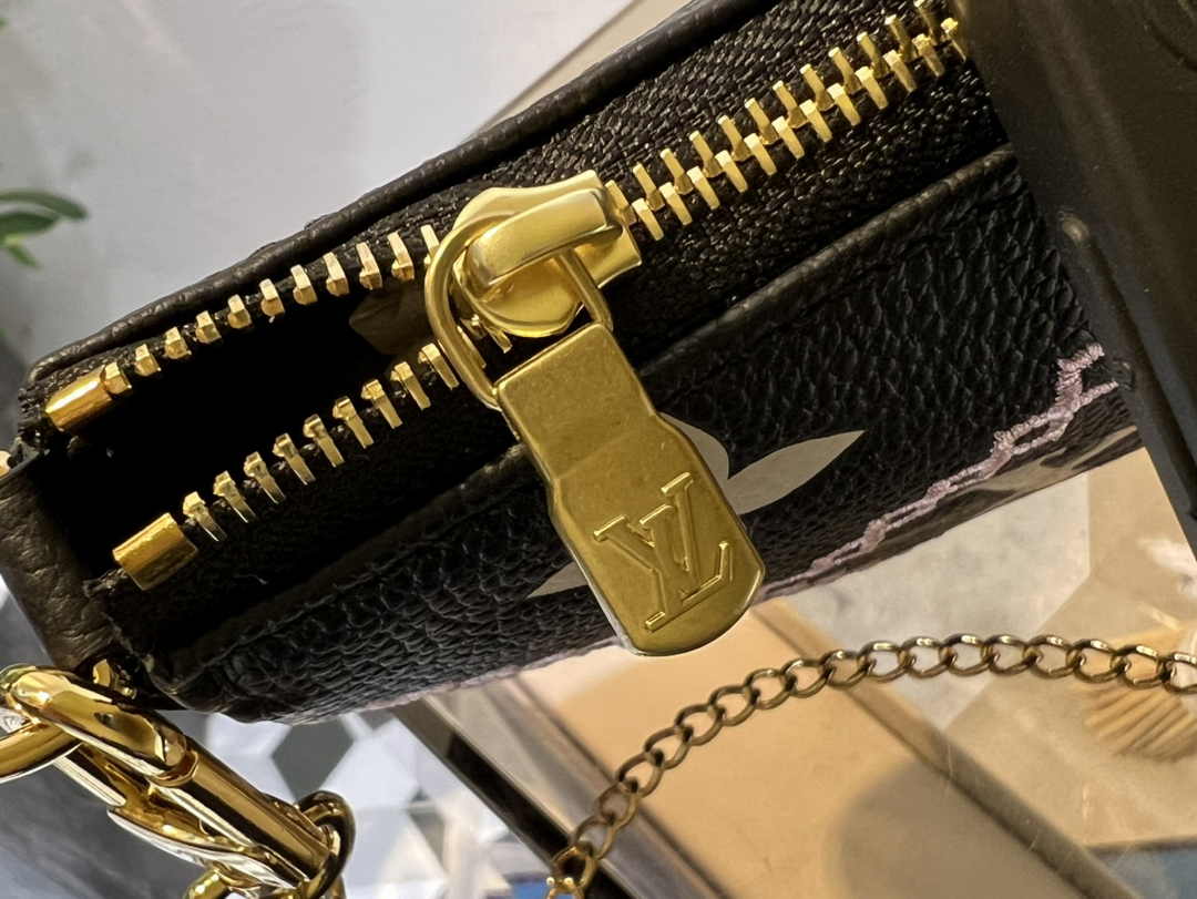 Louis Vuitton Mini Pochette Accessoires M81140 Black Leather - Default Title - View 8