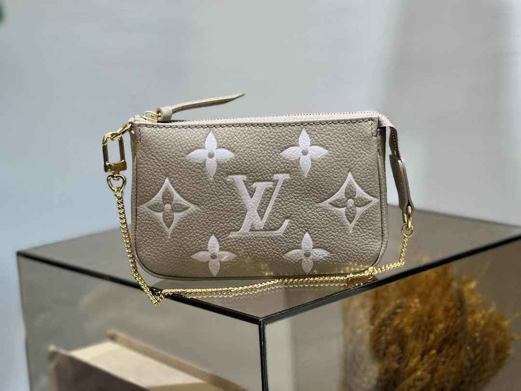 Louis Vuitton Mini Pochette Accessoires M80501 Gray Leather - Default Title - View 1