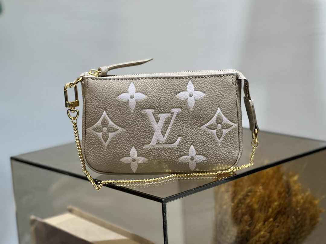 Louis Vuitton Mini Pochette Accessoires M80501 Gray Leather - Default Title - View 1