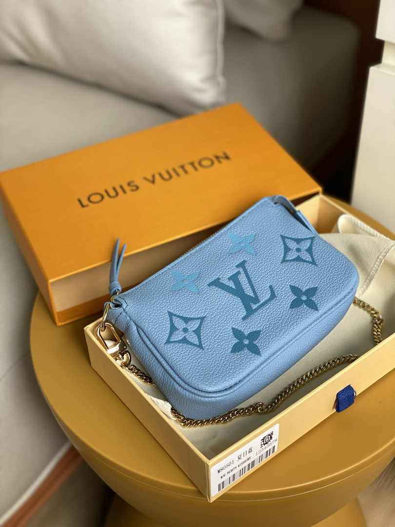 Louis Vuitton Mini Pochette Accessoires M80732 Blue Leather - Default Title - View 3