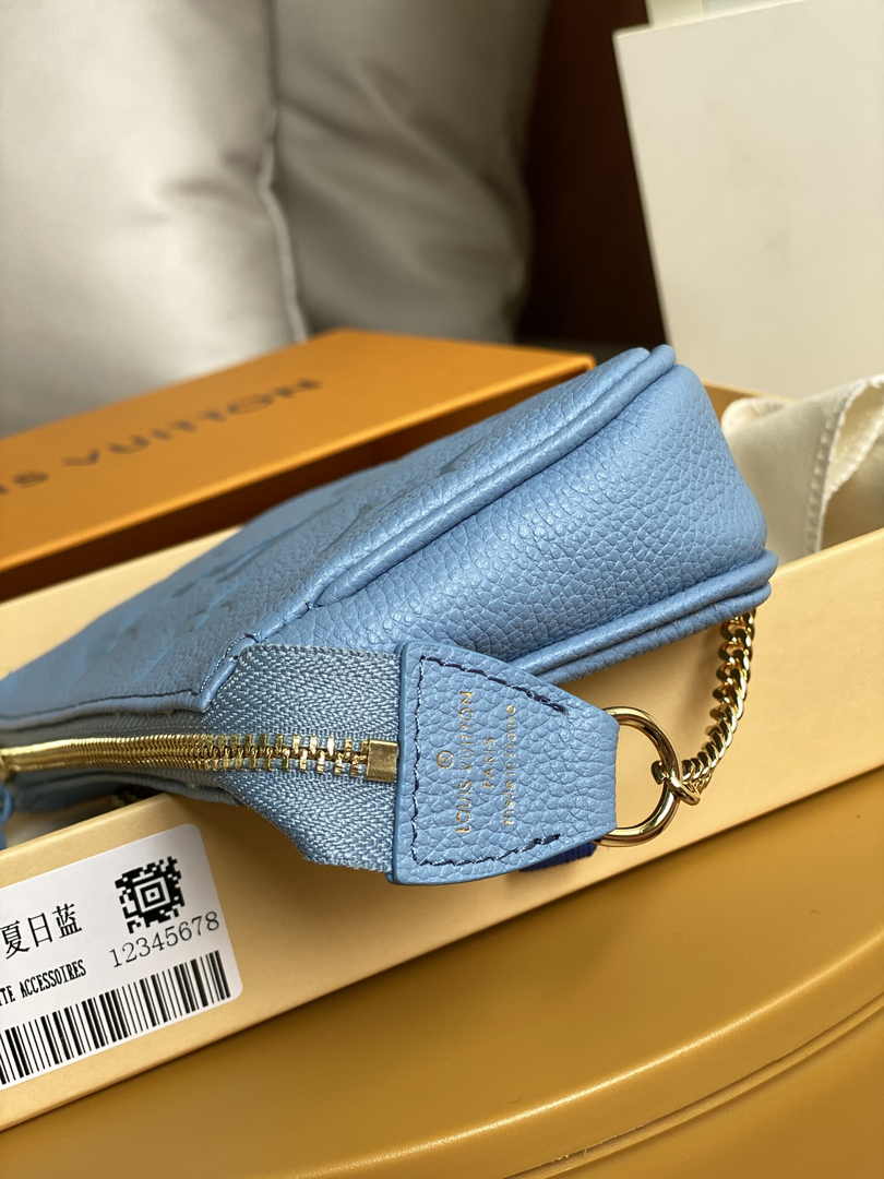Louis Vuitton Mini Pochette Accessoires M80732 Blue Leather - Default Title - View 7
