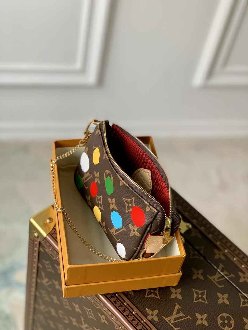 Louis Vuitton LV x YK  Mini Pochette Accessoires M81866 - Default Title - View 4