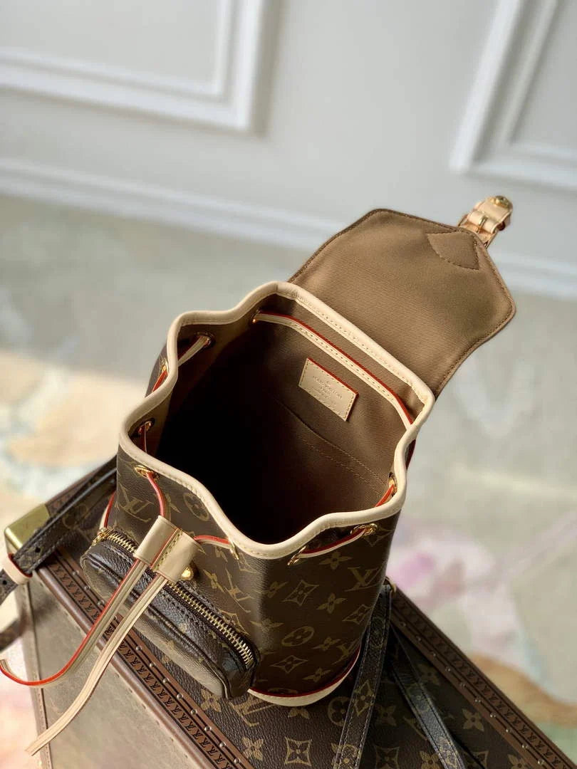 Louis Vuitton Montsouris Mini Backpack, M11199 Monogram canvas