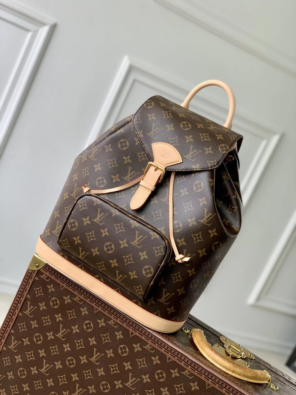 Louis Vuitton Montsouris MM Backpack, M11197 Monogram canvas