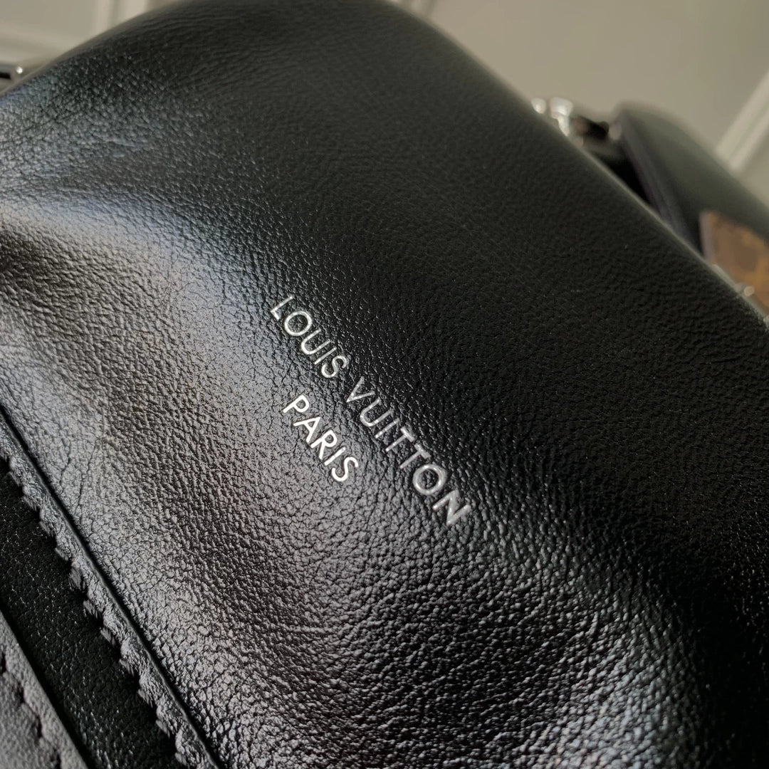 Louis Vuitton Montsouris Vibe PM Bag, M12587 Black Lambskin leather