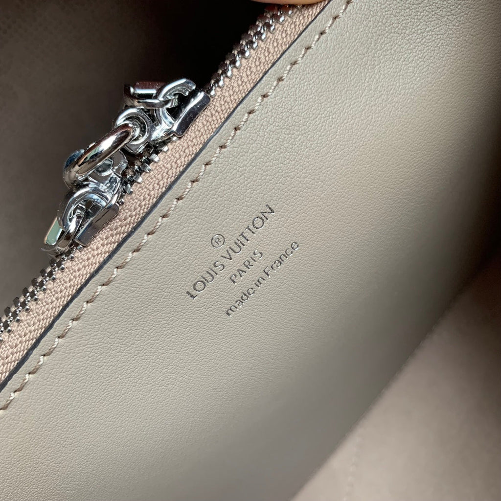 Louis Vuitton Muria Bucket Bag M21006 - Apricot Leather Handbag