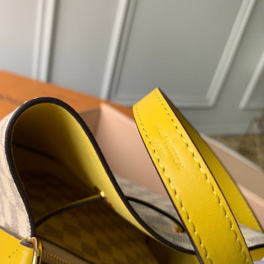 Louis Vuitton N40151 NéoNoé MM Bucket Bag Damier Azur Canvas - 26 x 26 x 17.5 cm / Damier Azur Canvas Yellow - View 9