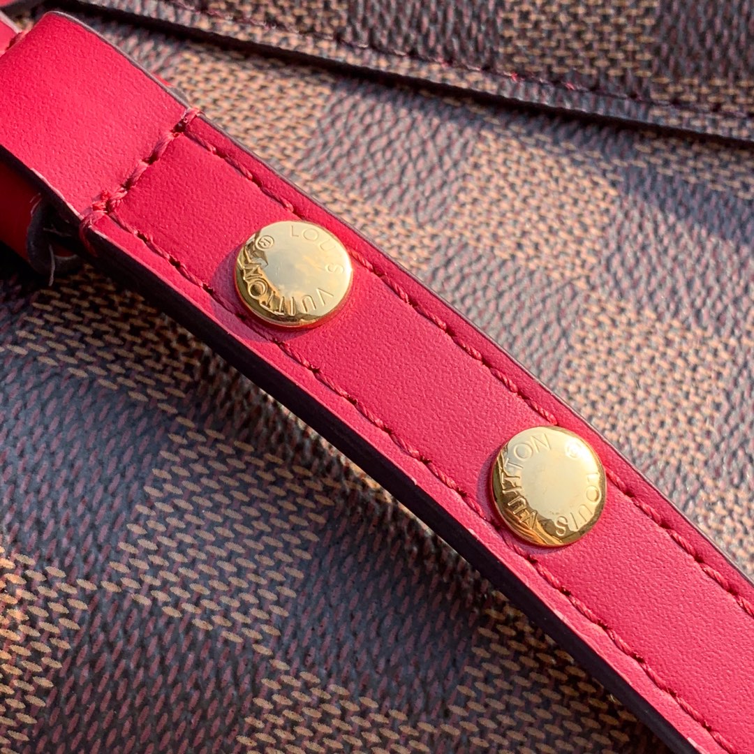 Louis Vuitton N40214 NéoNoé MM Bucket Bag Damier Ebène canvas - 26 x 26 x 17.5 cm / Damier Ebène canvas Red - View 9
