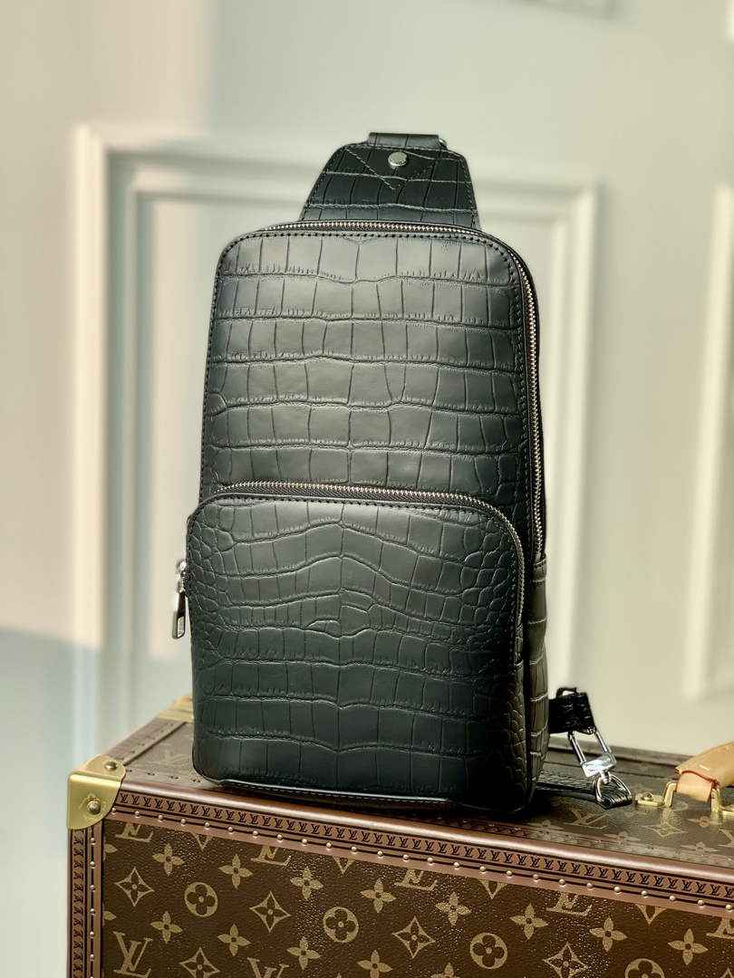 Louis Vuitton N41720 Avenue Sling Bag Damier Leather Black