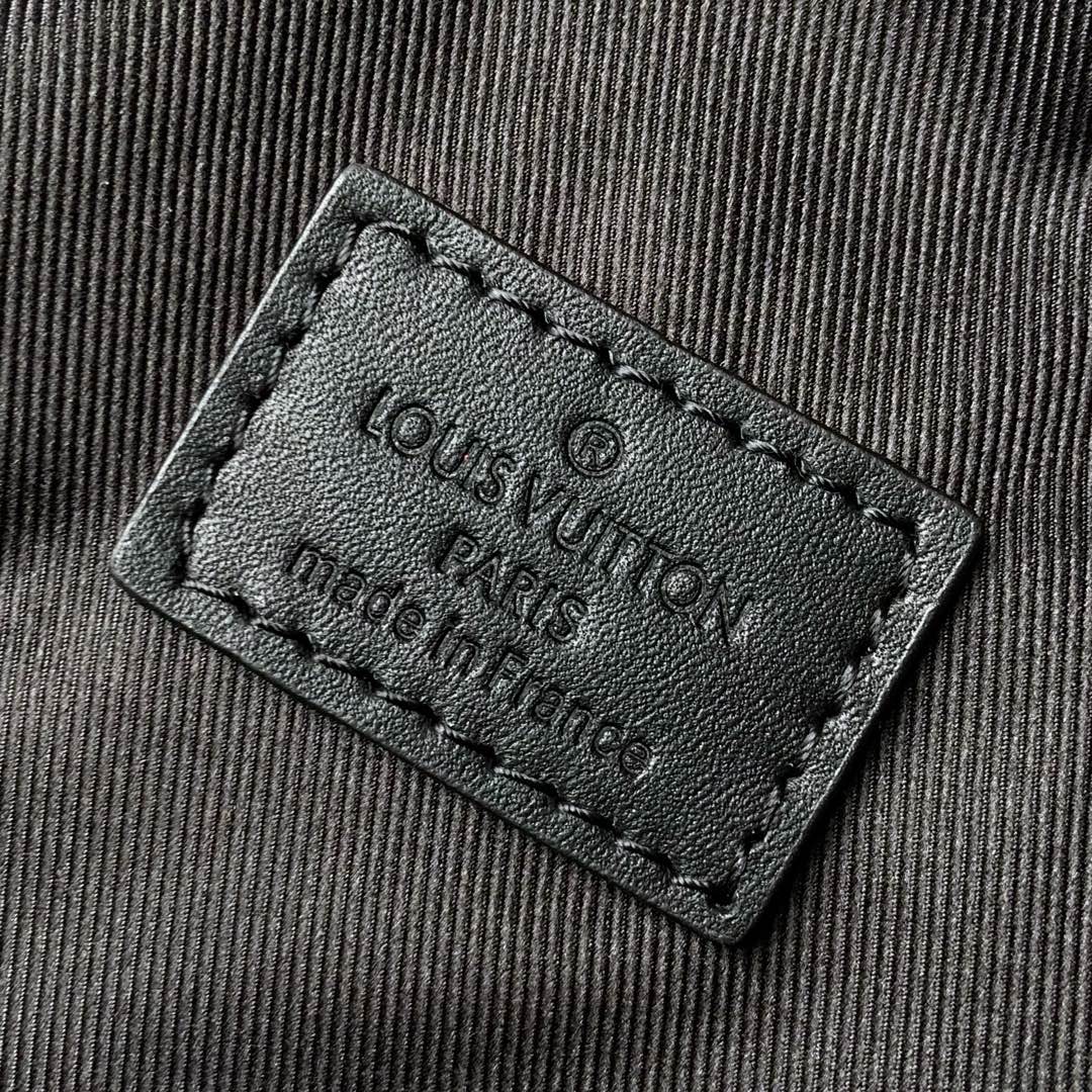 Louis Vuitton N41720 Avenue Sling Bag Damier Infini Leather