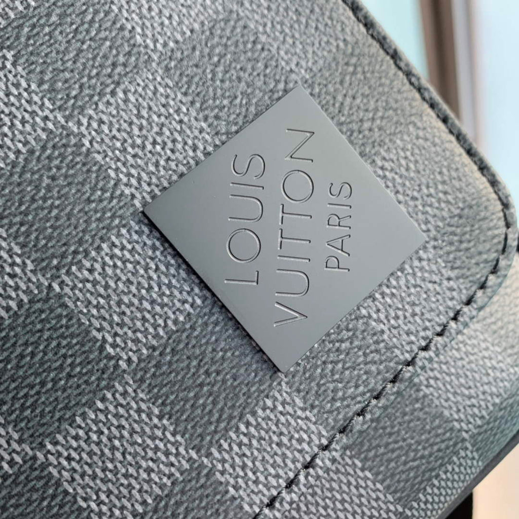 Louis Vuitton N42710 District PM Bag Damier Graphite Canvas
