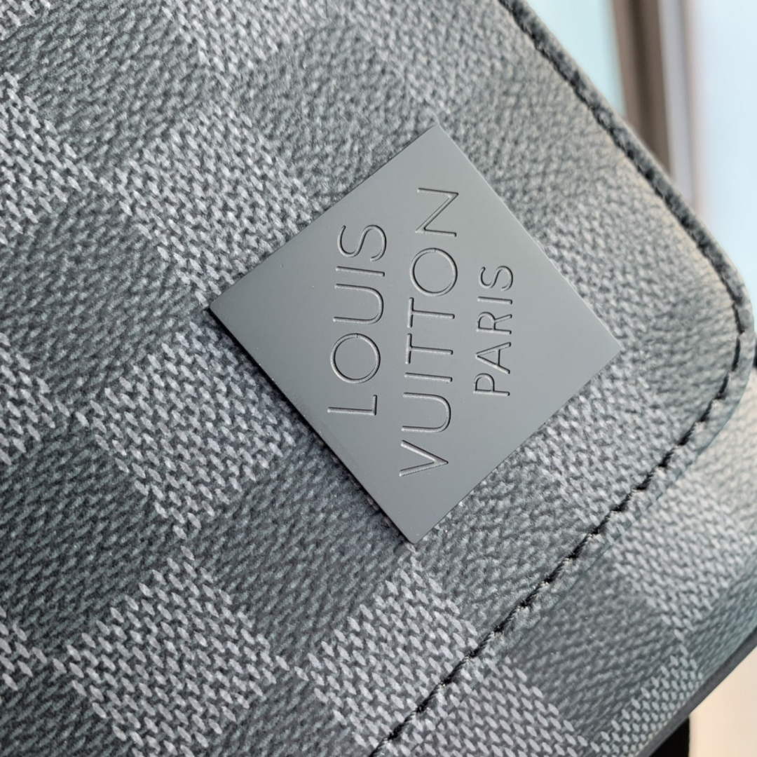 Louis Vuitton N42710 District PM Bag Damier Graphite Canvas