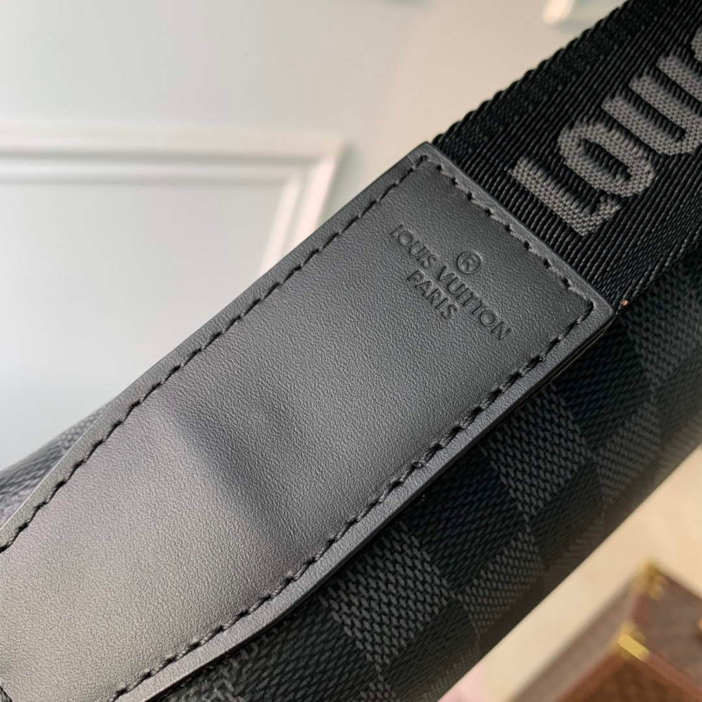 Louis Vuitton N42710 District PM Bag Damier Graphite Canvas
